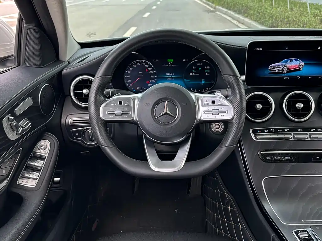 Mercedes-Benz C-Class 2020 — фото 22