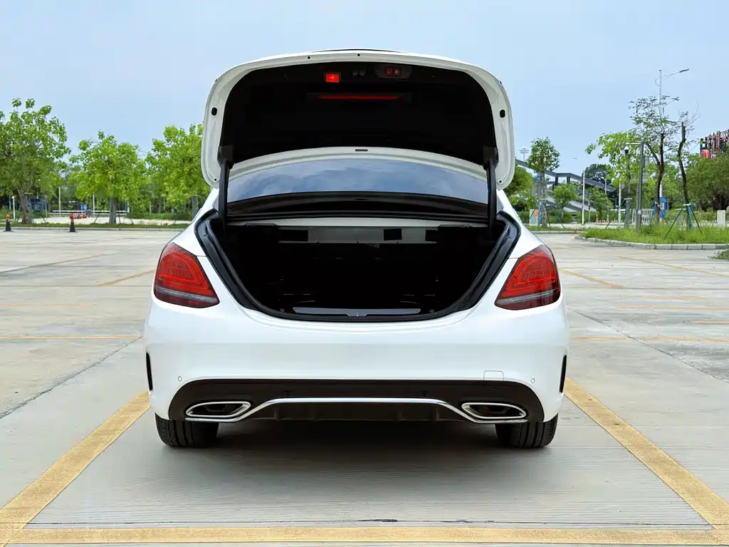 Mercedes-Benz C-Class 2020 — фото 30