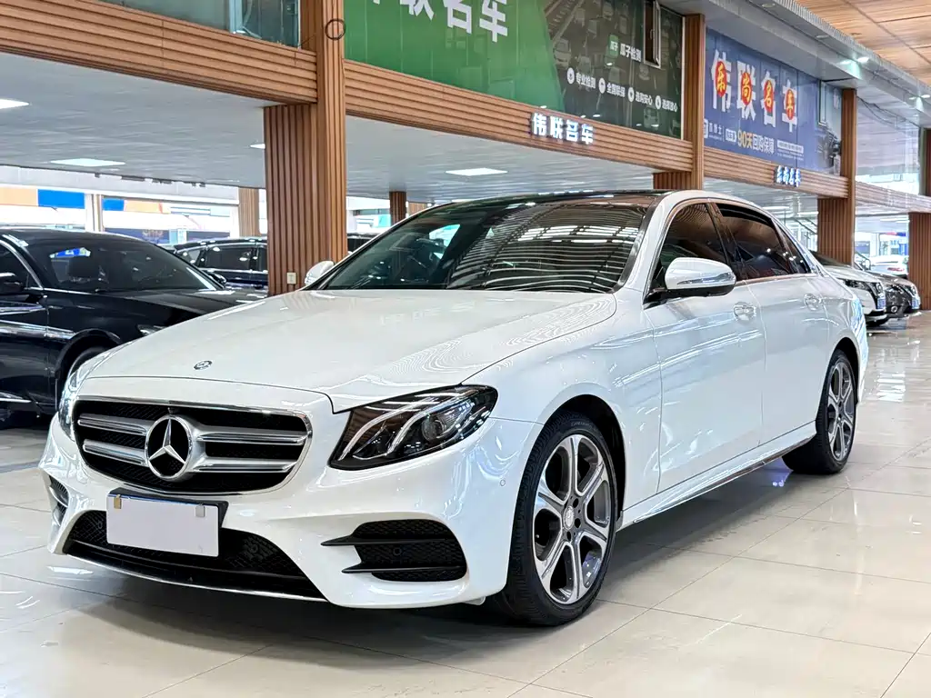 Mercedes-Benz E-Class 2017 — фото 1