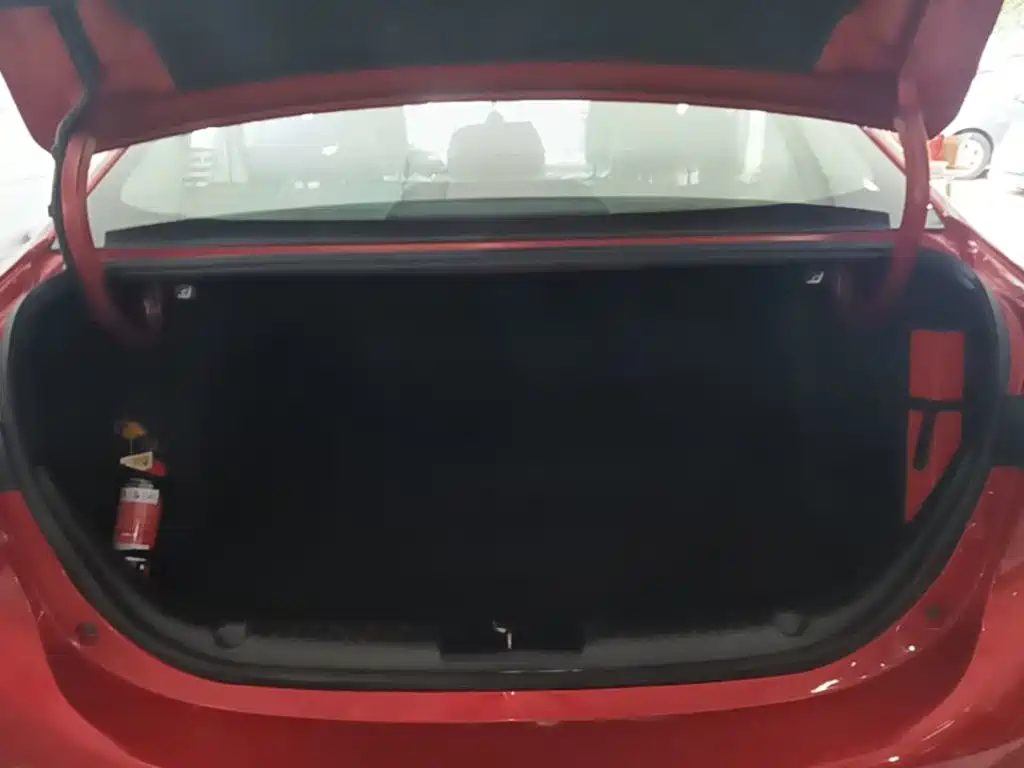 Mazda 3 Angkesela 2017 — фото 19