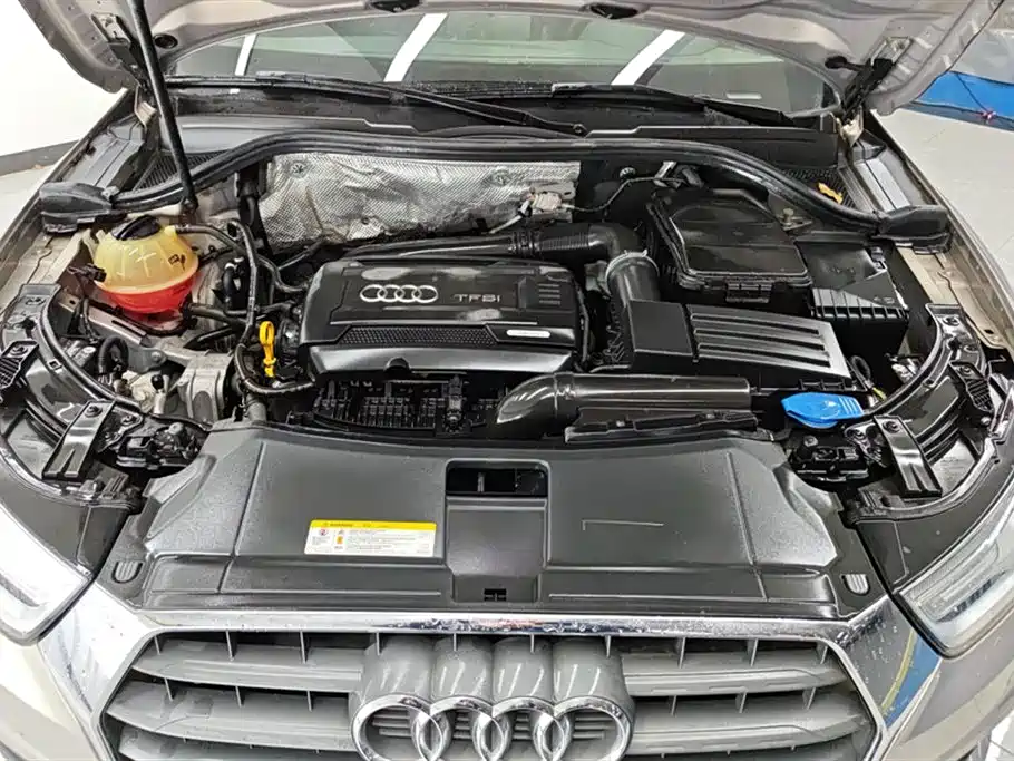 Audi Q3 2017 — фото 10