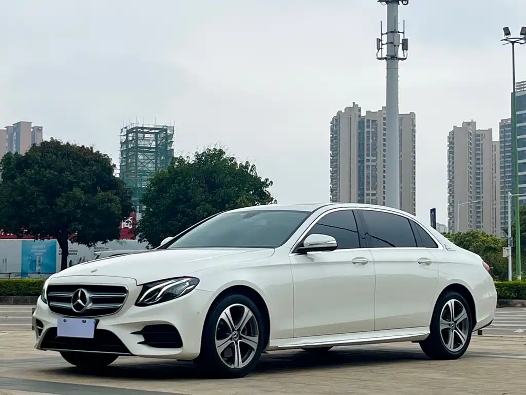 Mercedes-Benz E-Class 2018 — фото 1