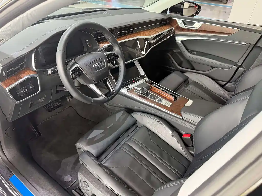 Audi A7 2021 — фото 5