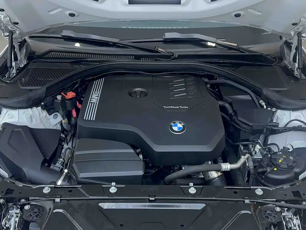 BMW 3 Series 2023 — фото 20