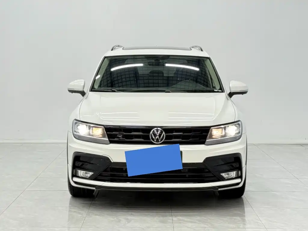 Volkswagen Tiguan L 2021 — фото 3