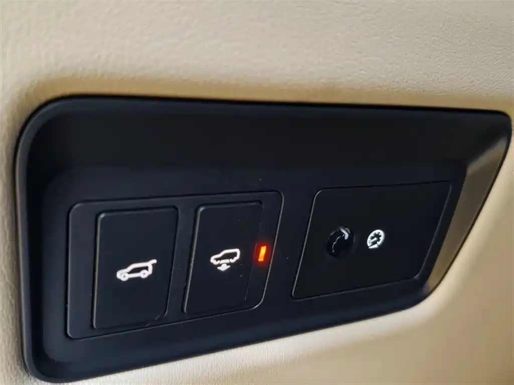 Land Rover Range Rover 2016 — фото 14
