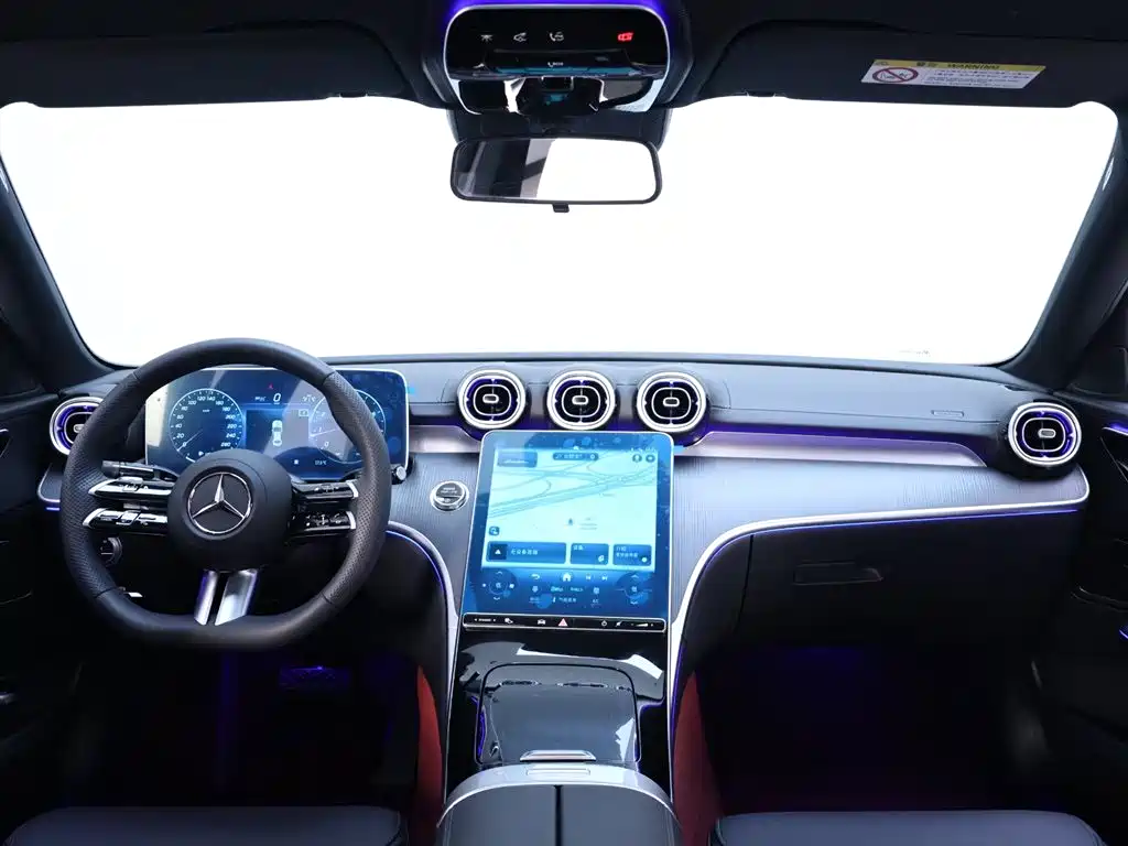 Mercedes-Benz C-Class 2024 — фото 13