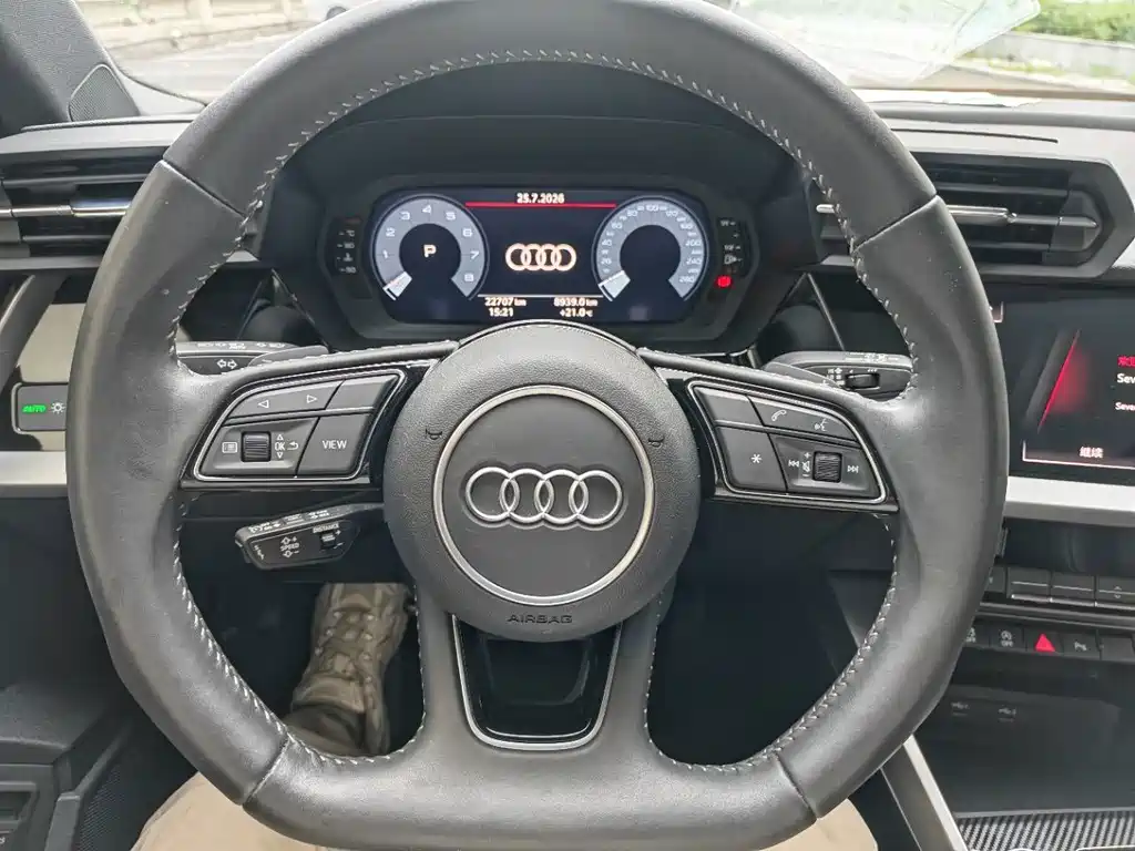Audi A3 2022 — фото 9