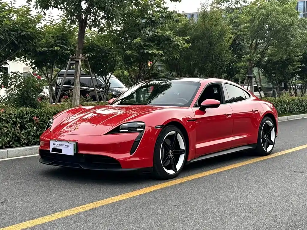Porsche Taycan 2021