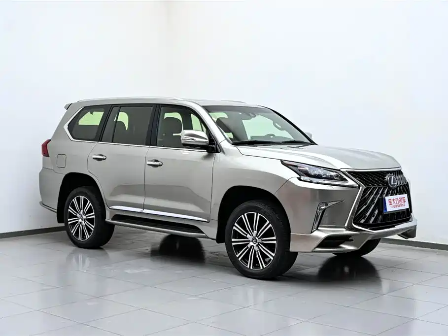 Lexus LX 2018 — фото 4