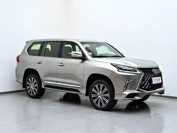 Lexus LX 2017