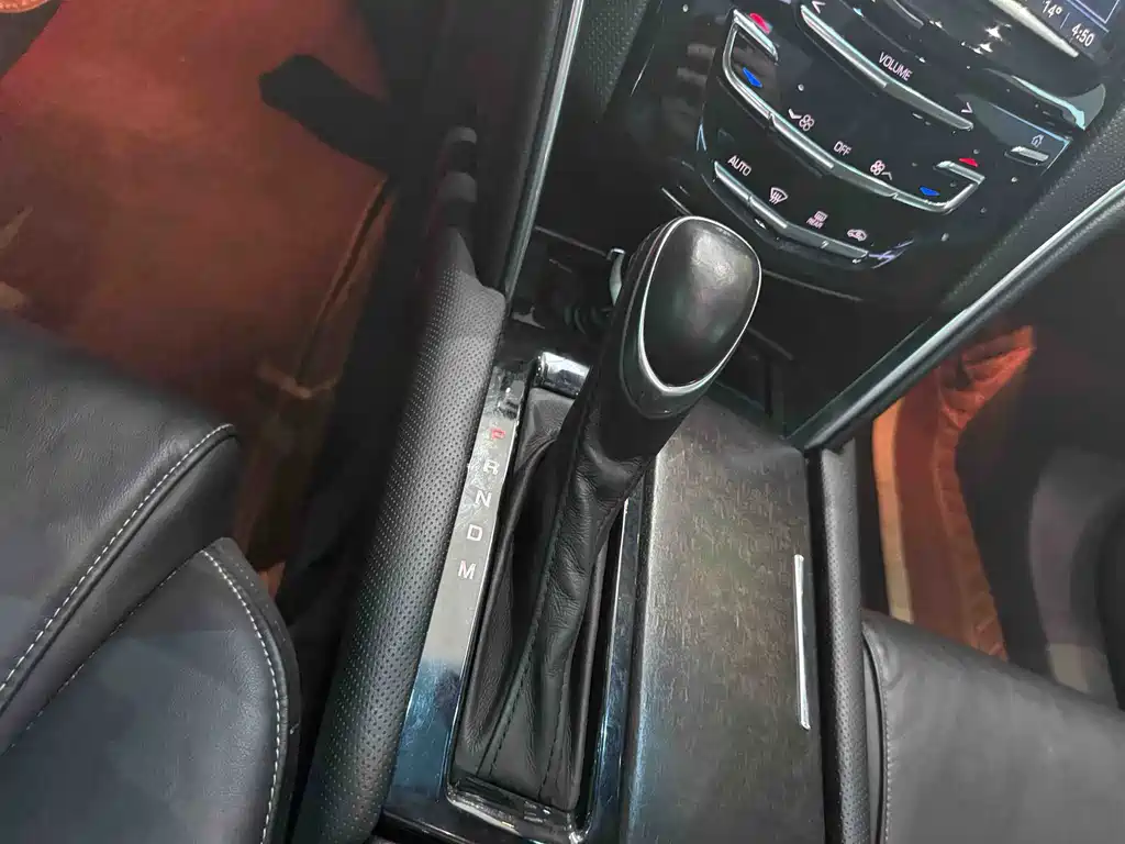 Cadillac XTS 2019 — фото 15