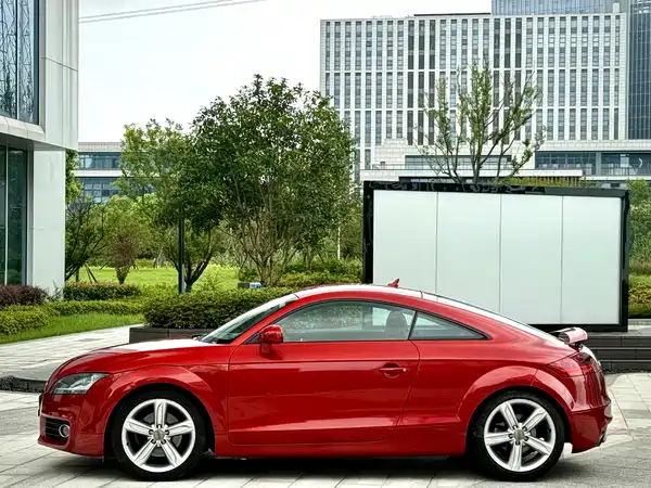 Audi TT 2011