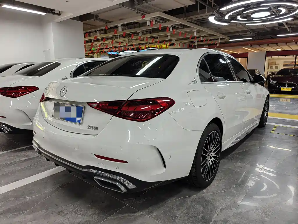 Mercedes-Benz C-Class 2023 — фото 18