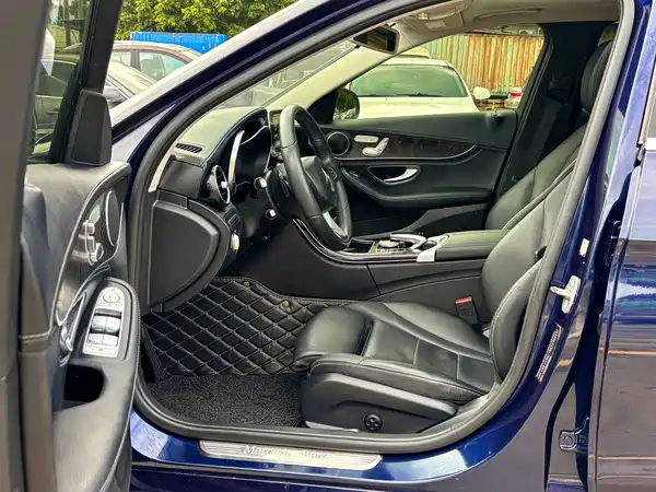 Mercedes-Benz C-Class 2017