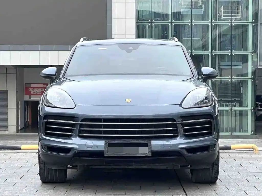 Porsche Cayenne 2019 — фото 2