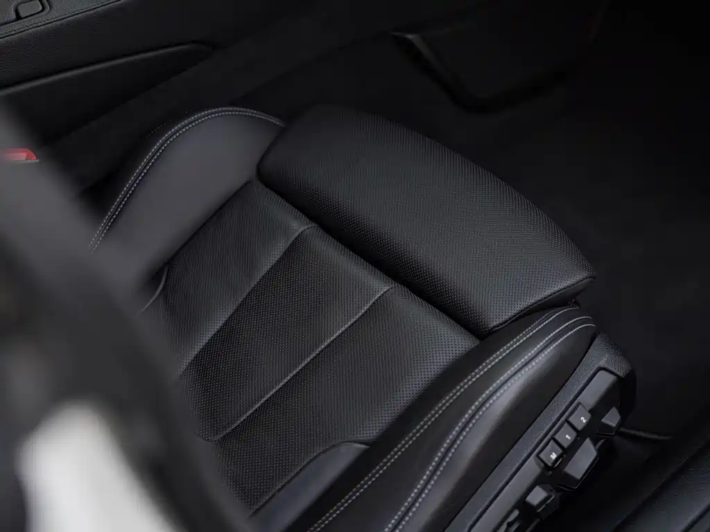 BMW M6 2015 — фото 22