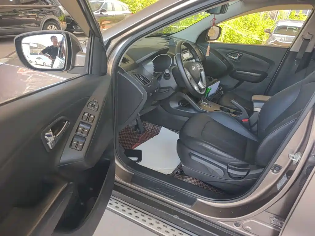 Hyundai ix35 2015 — фото 16