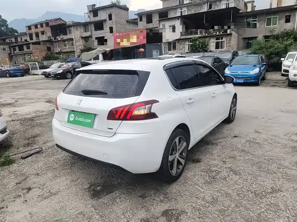 Peugeot 308S 2015