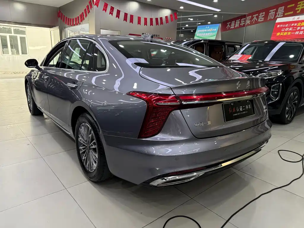 Hongqi H5 2024 — фото 6
