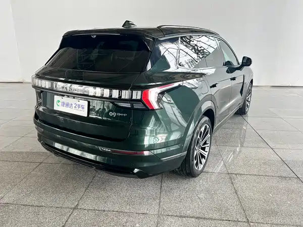 Lynk & Co 09 EM-P 2024