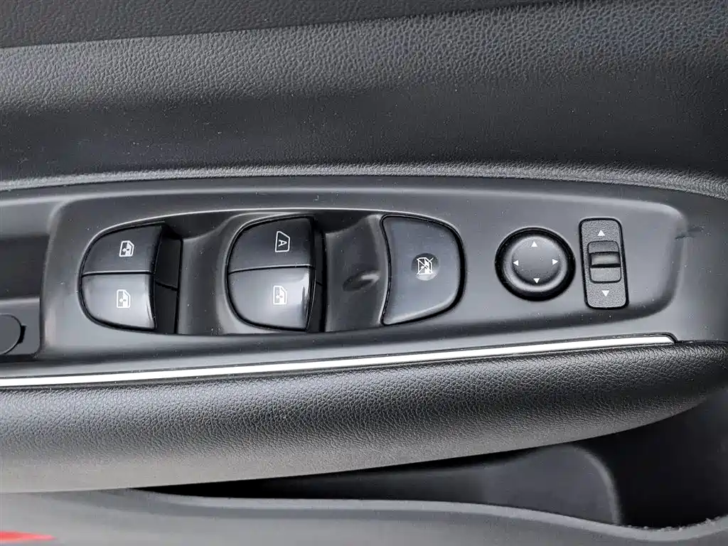 Renault Koleos 2019 — фото 9
