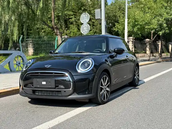 MINI 2024
