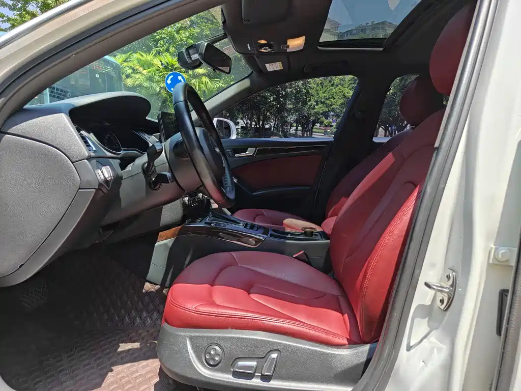 Audi A4L 2015