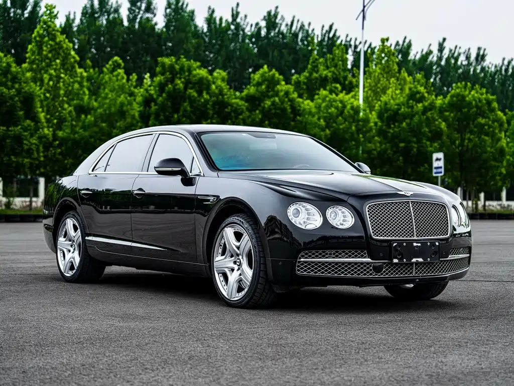 Bentley Flying Spur 2014 — фото 8