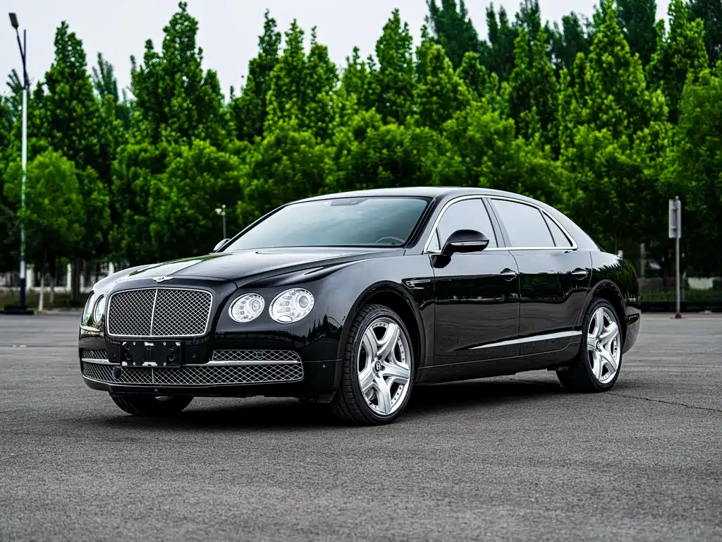 Bentley Flying Spur 2014 — фото 1