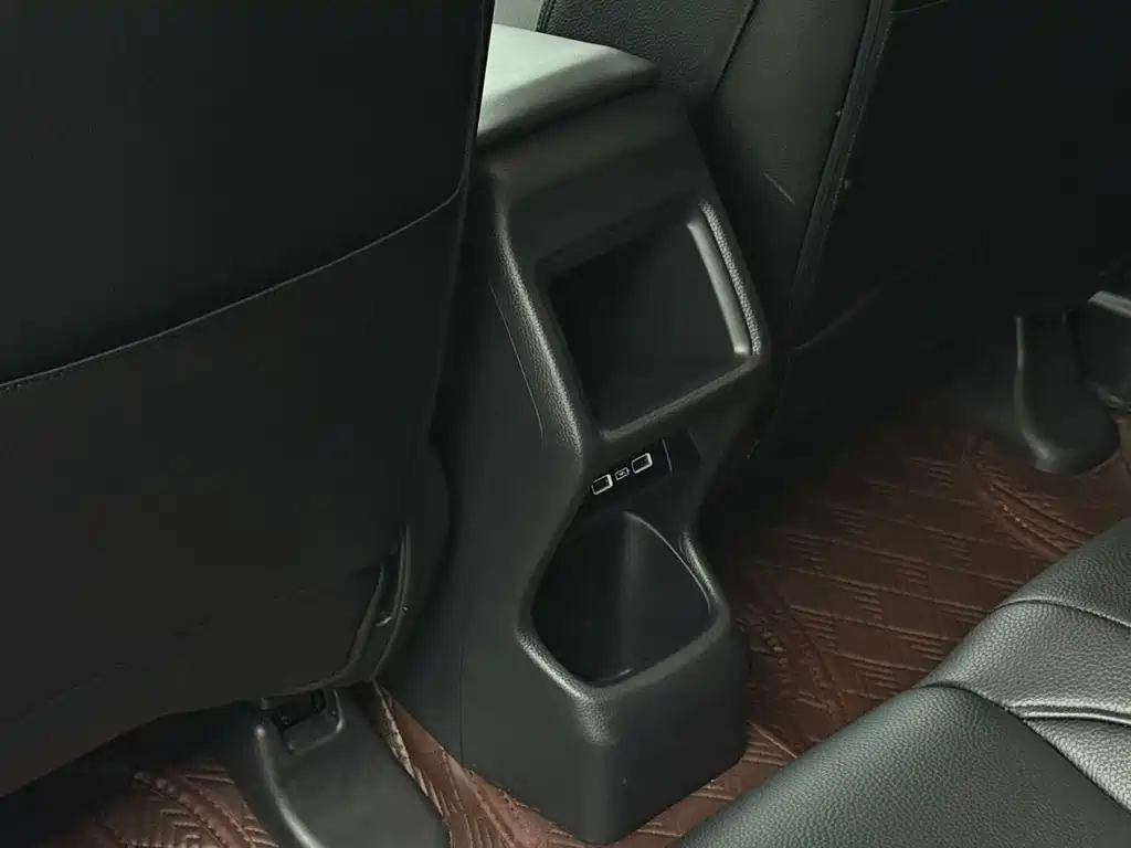 Honda Vezel 2023 — фото 13