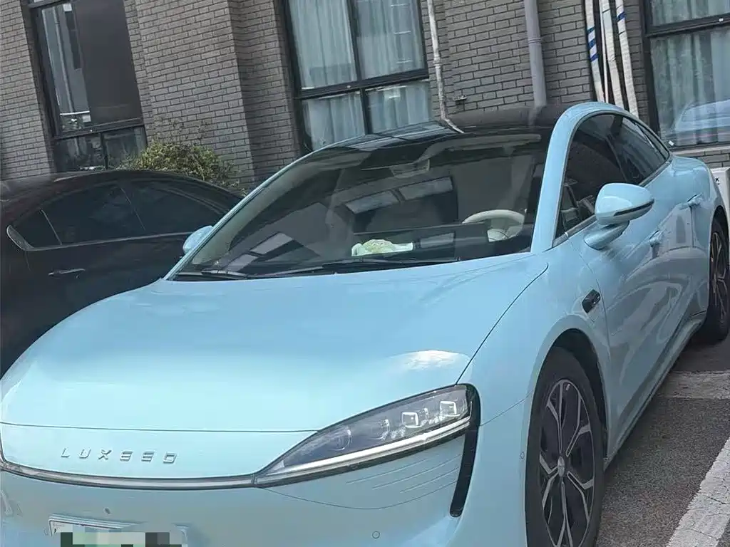 Luxeed Zhijie S7 2025