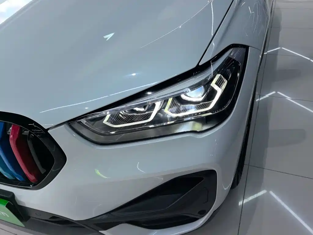 BMW X1 2022 — фото 15