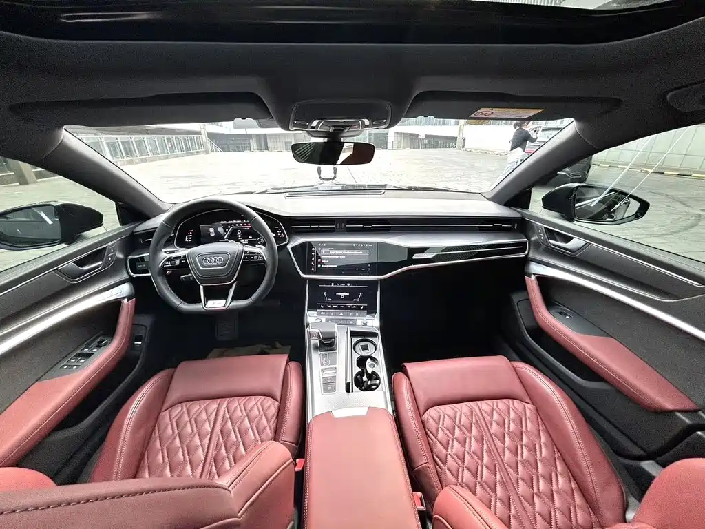 Audi A7L 2025 — фото 5