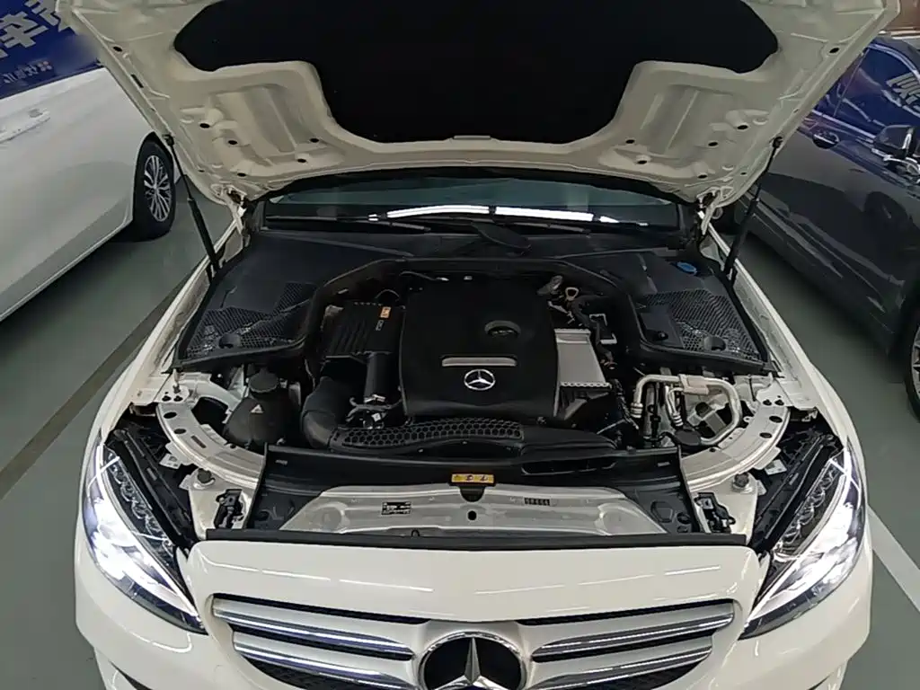Mercedes-Benz C-Class 2017 — фото 20