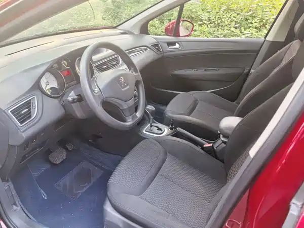 Peugeot 308 2014