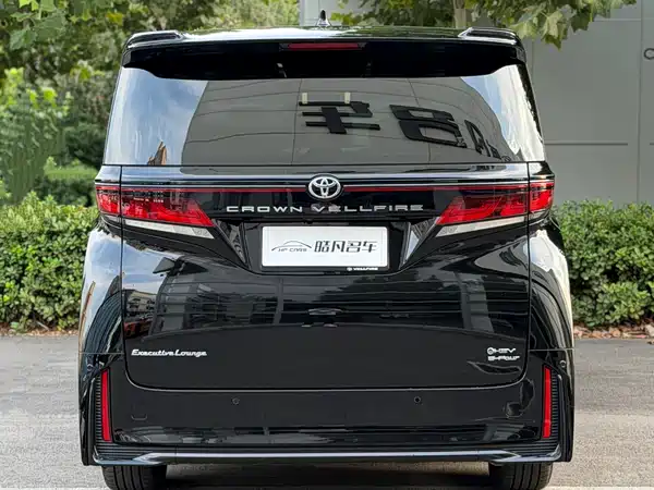 Toyota Vellfire 2024