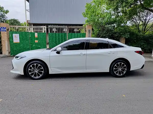 Toyota Avalon 2023