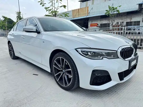 BMW 3 Series 2022