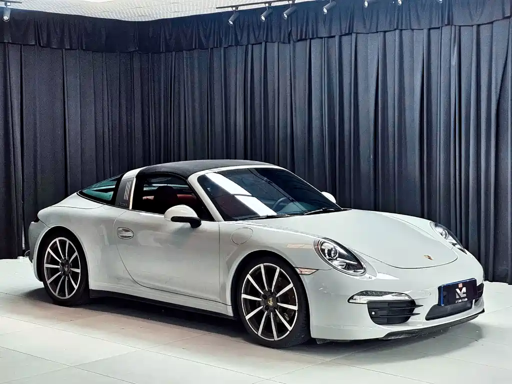 Porsche 911 2016 — фото 1