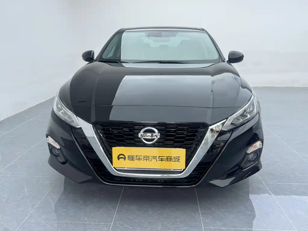 Nissan Teana 2023