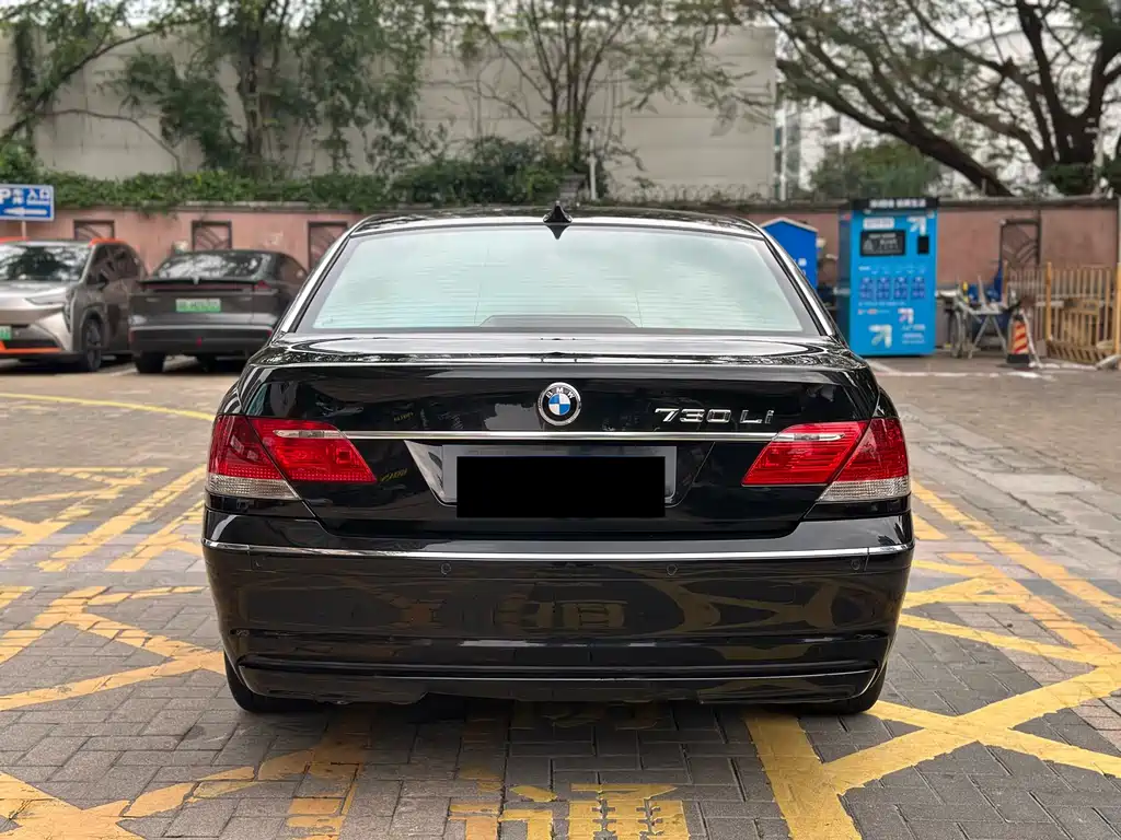 BMW 7 Series 2008 — фото 27