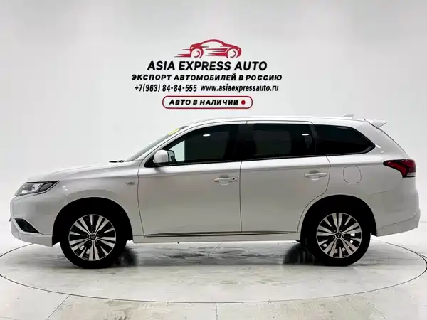 Mitsubishi Outlander 2023