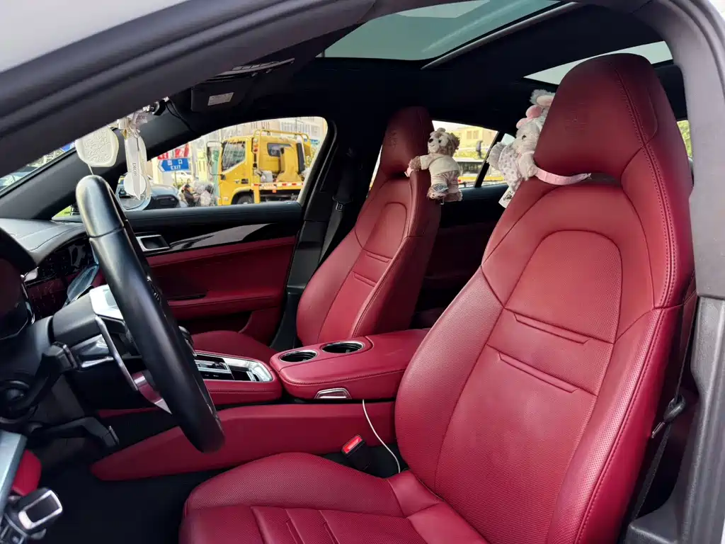 Porsche Panamera 2019 — фото 13
