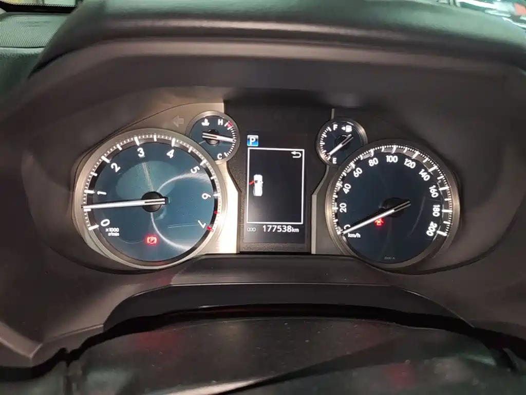 Toyota Prado 2018 — фото 12