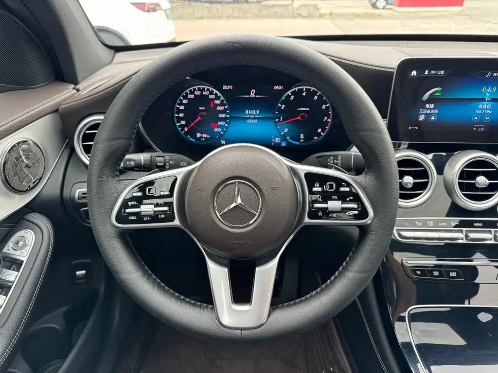 Mercedes-Benz GLC 2020 — фото 5