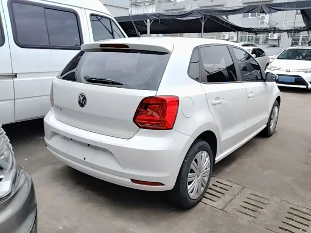 Volkswagen Polo 2016