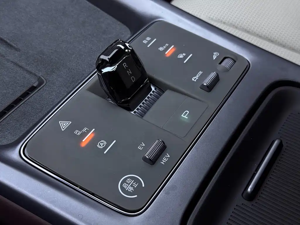 BYD Seal 2024 — фото 12