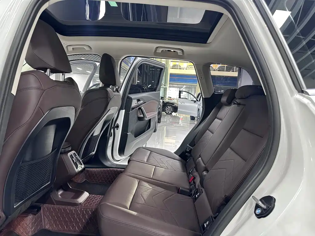 BMW X1 2023 — фото 13