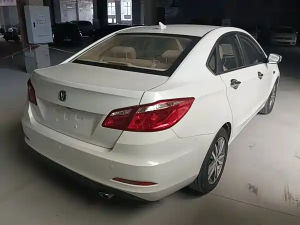 Changan Eado 2016